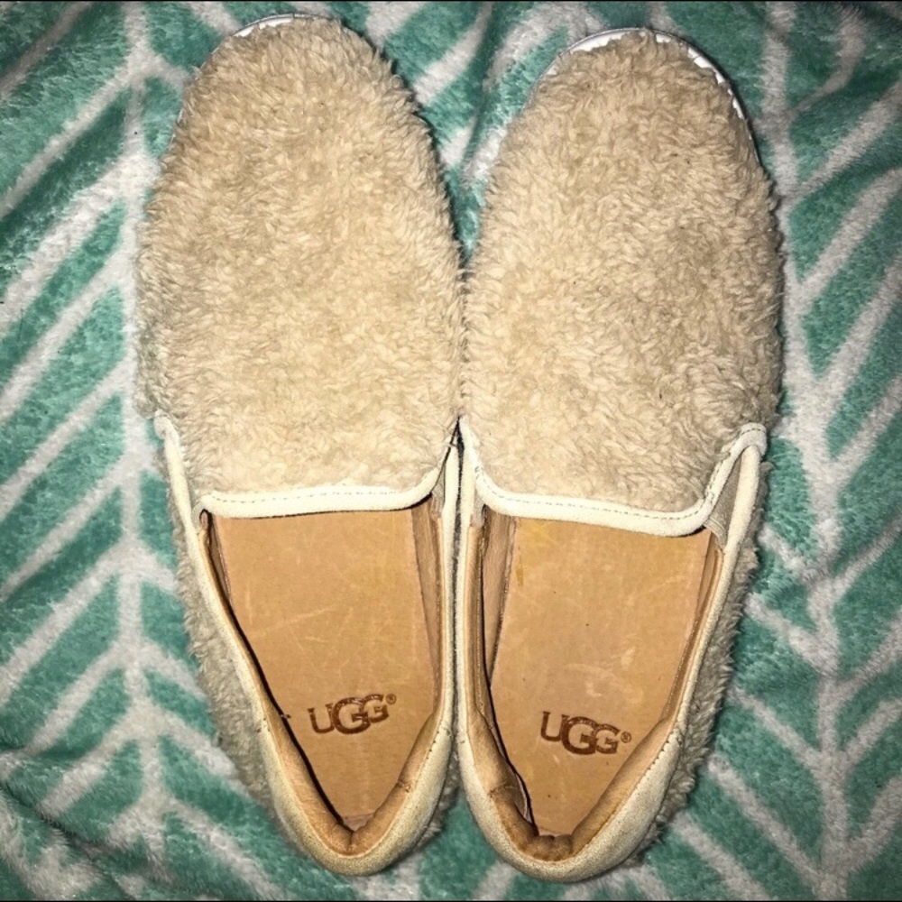BRAND NEW UGGS!! 💜